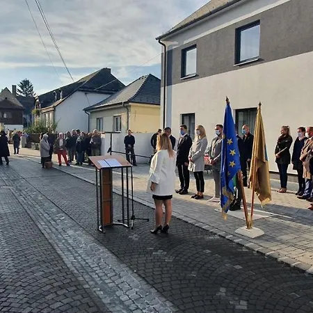 Panzio Nocleg ze śniadaniem 2*