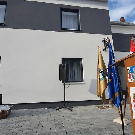 Panzió Alojamento de Acomodação e Pequeno-almoço Kőszeg